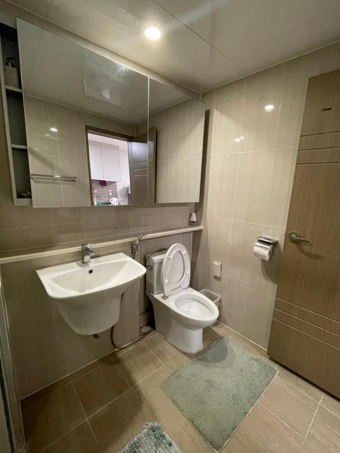 Spacious Luxury Condo W/ Kitchen Beside Hilton Clark D'Heights Angeles Exteriör bild
